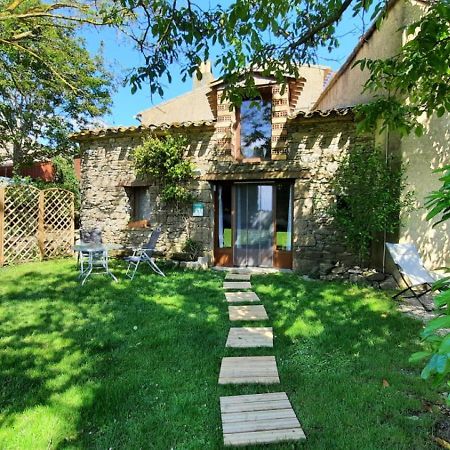 La Petite Maison Dans La Prairie Cassaignes Eksteriør bilde