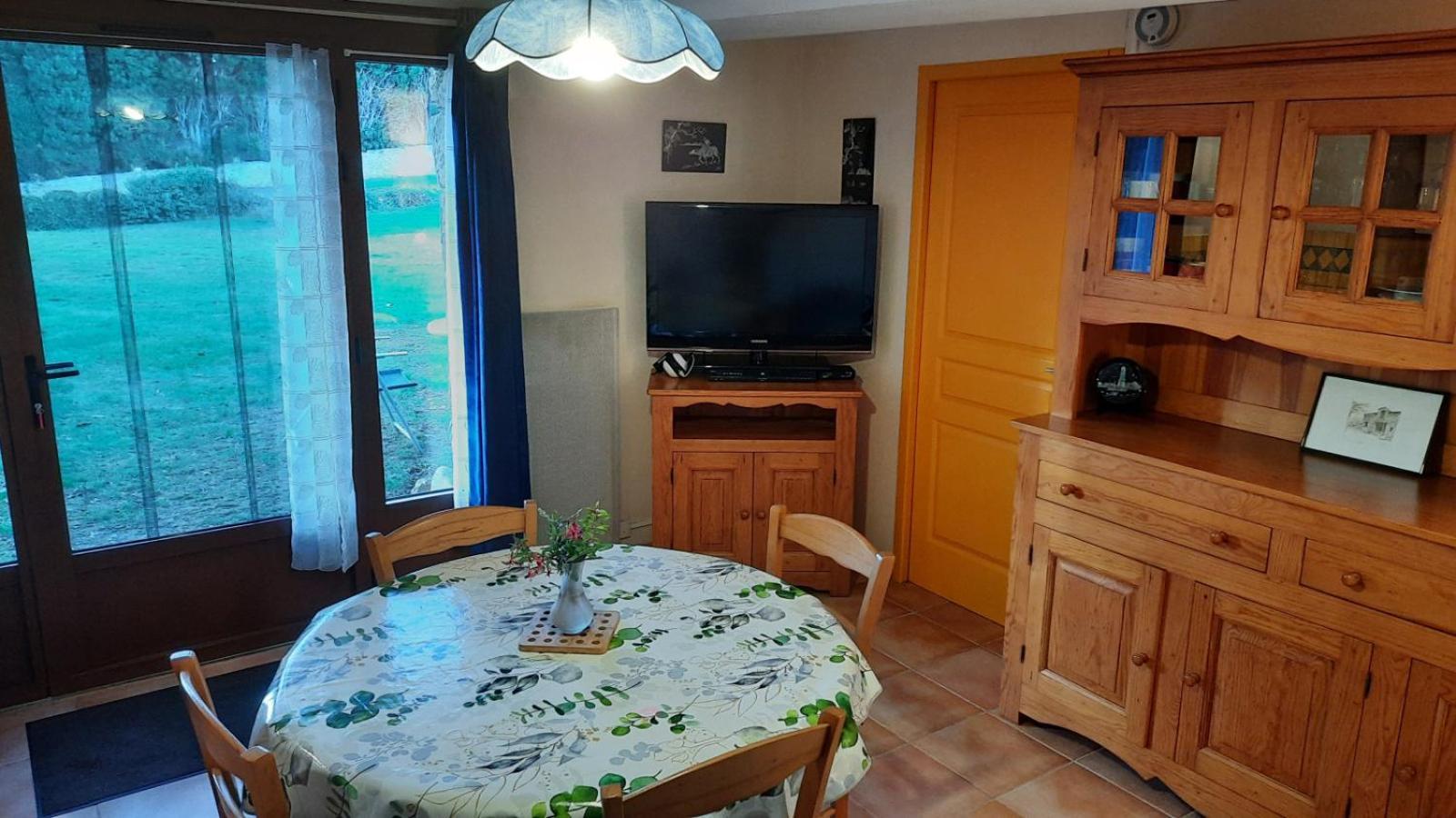 La Petite Maison Dans La Prairie Cassaignes Eksteriør bilde